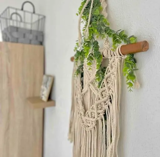 Arenal Paola Sea Views カルプ