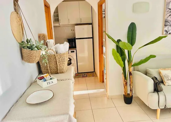 Arenal Paola Sea Views *