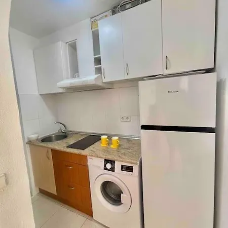 Arenal Paola Sea Views * Κάλπε